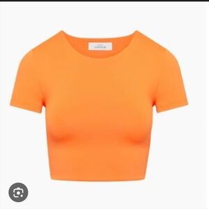 ARITZIA BABATON Contour orange crew neck cropped t-shirt